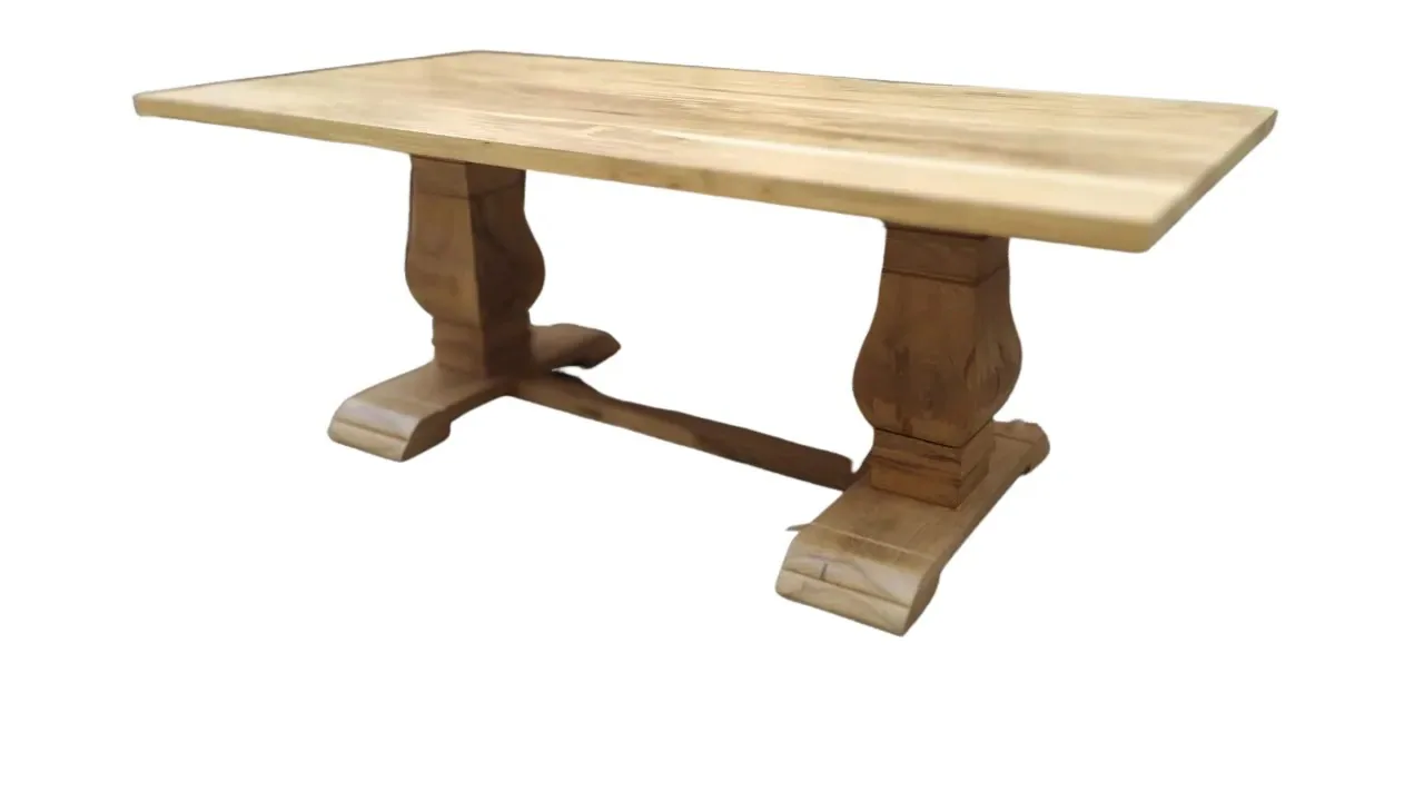 Mesa petiribi maciza — vista principal, Nativa